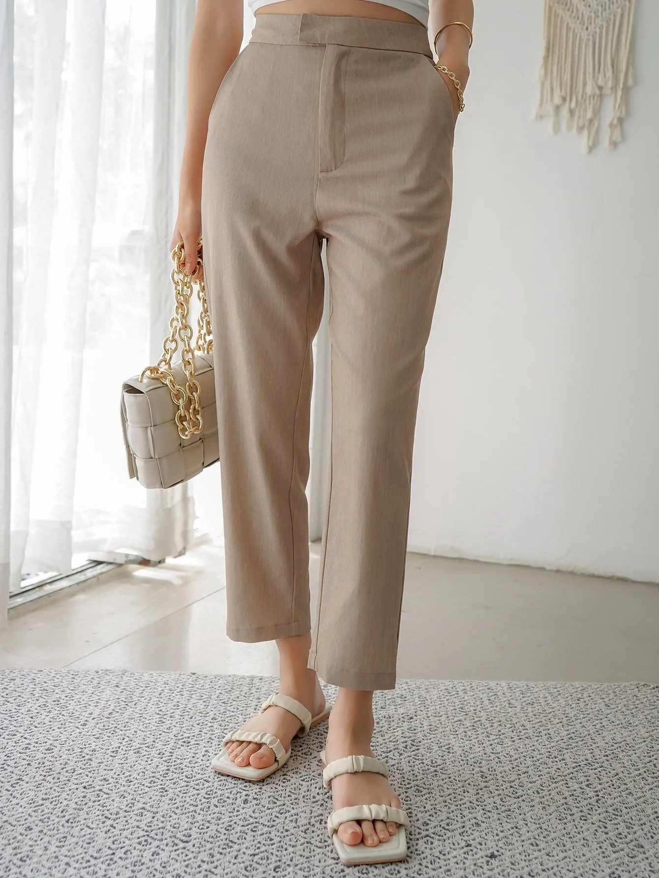 DAZY Slant Pocket Solid Tailored Pants