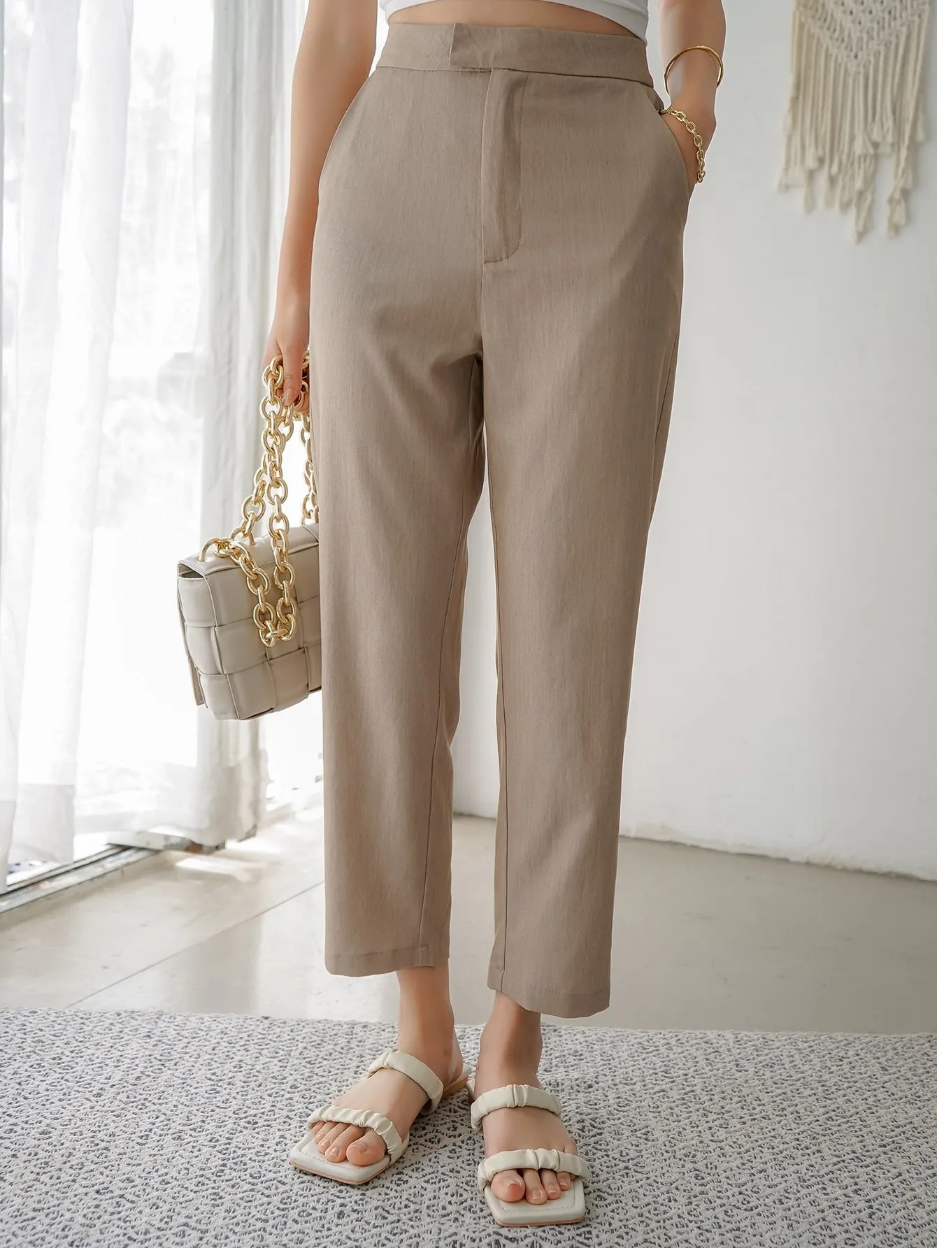 DAZY Slant Pocket Solid Tailored Pants