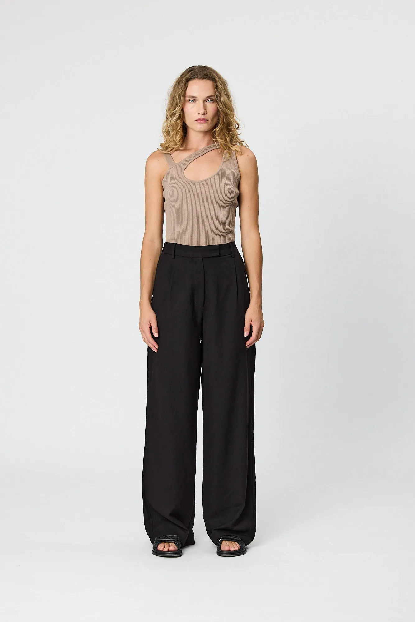 EVIE TAILORED PANTS - BLACK