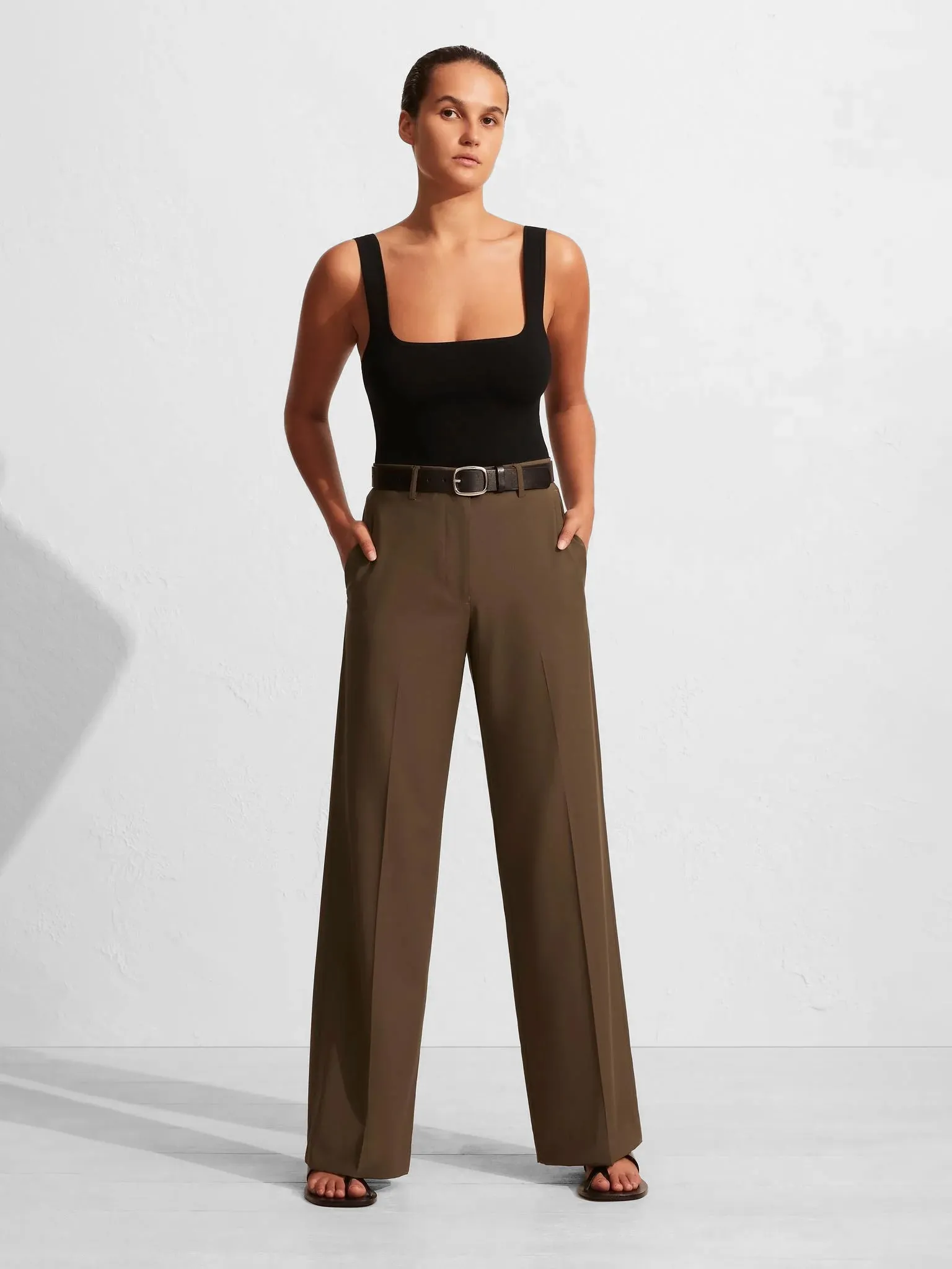 MATTEAU Relaxed Tailored Trouser Coffee